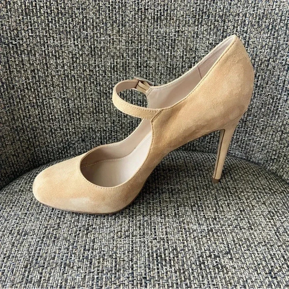 Charles by Charles David Women's Suede Lava‎ Dress Pump Size 11